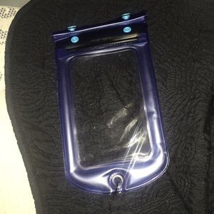 WATERPROOF PHONECASE